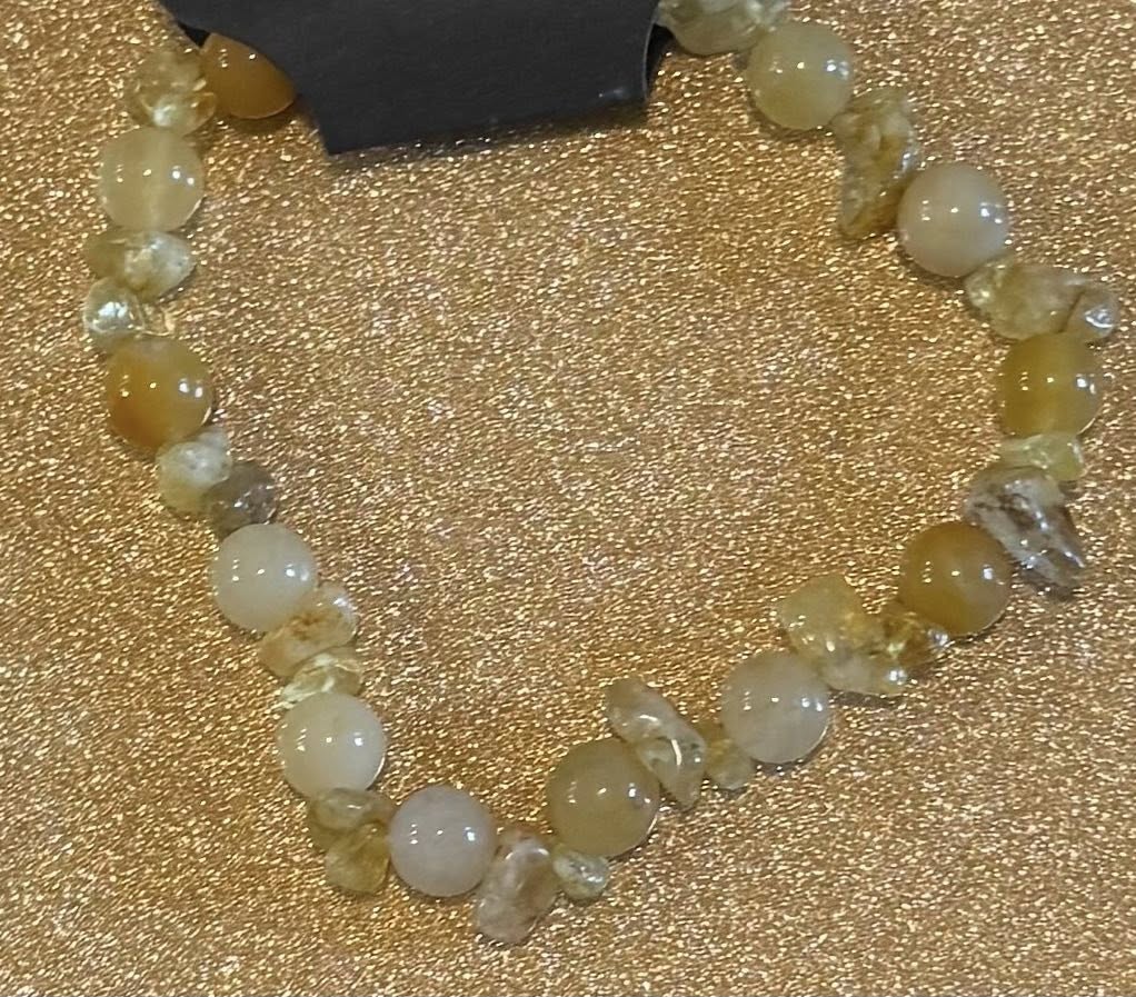 Mixed chipped and Beaded Crystal Bracelet